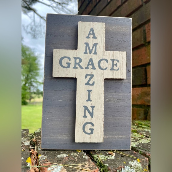*Amazing Grace Layered Wooden Cross Block - Picture 10 of 15